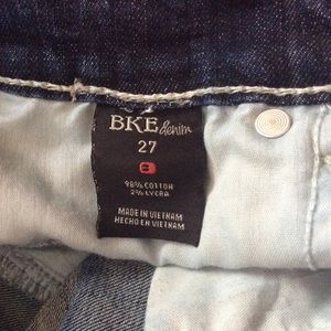 BKE Shorts - BKE denim Sabrina denim shorts size 27 BKE Shorts - BKE denim Sabrina denim shorts size 27